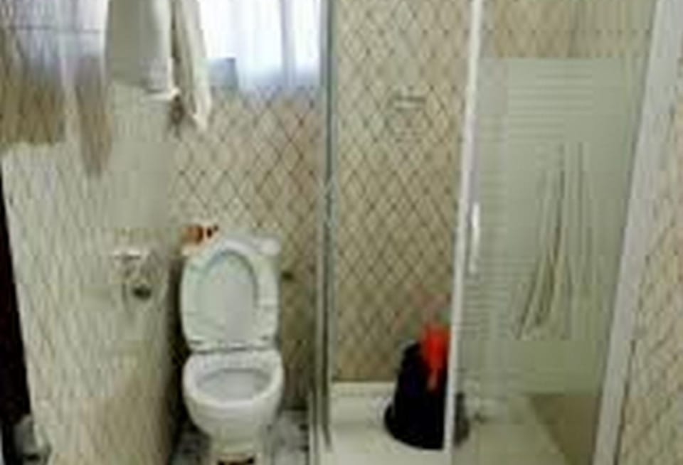 Seth Hotel - Guest Room Bed and Breakfast in Nigeria