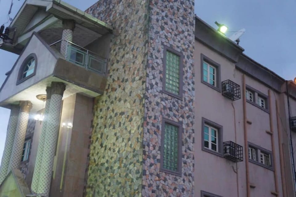 Suite Las Caracas - Guest Room Bed and Breakfast in Lagos