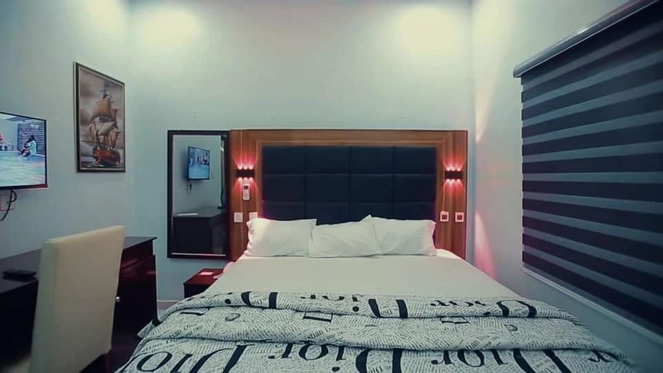 Bed, Decorative detail, Bedroom