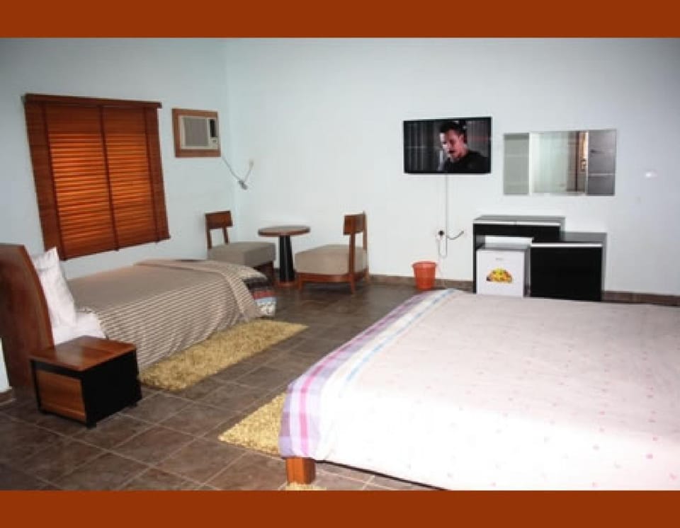 Wetland Hotels, Ibadan-Guest Room Bed and Breakfast in Nigeria