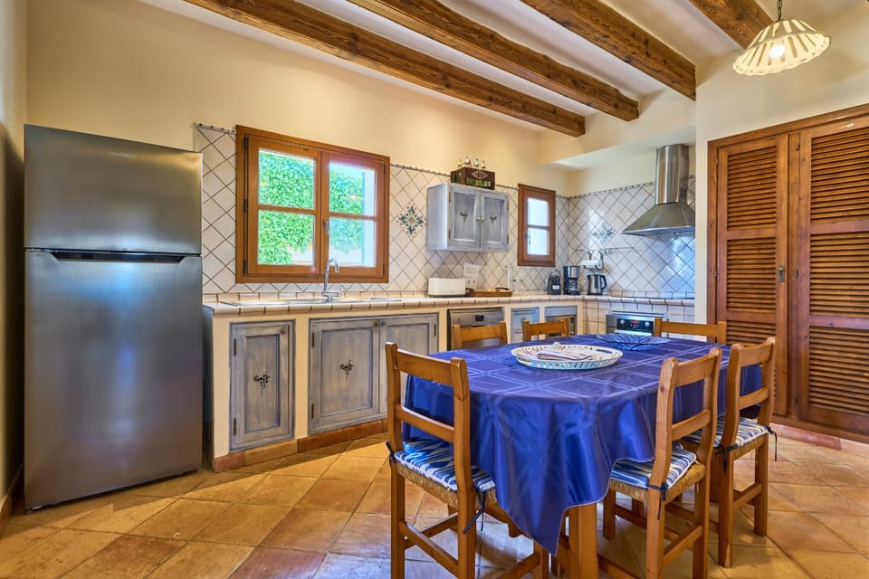 Finca Hort Can Veritat House in Migjorn