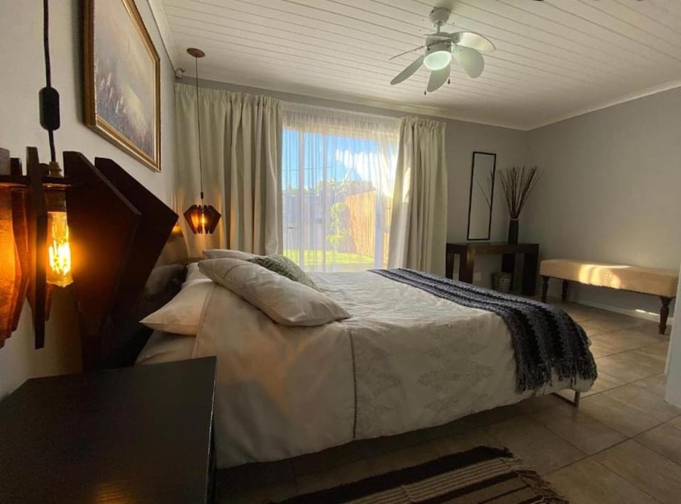 Francor Blouberg Beach Apartment in Cape Town