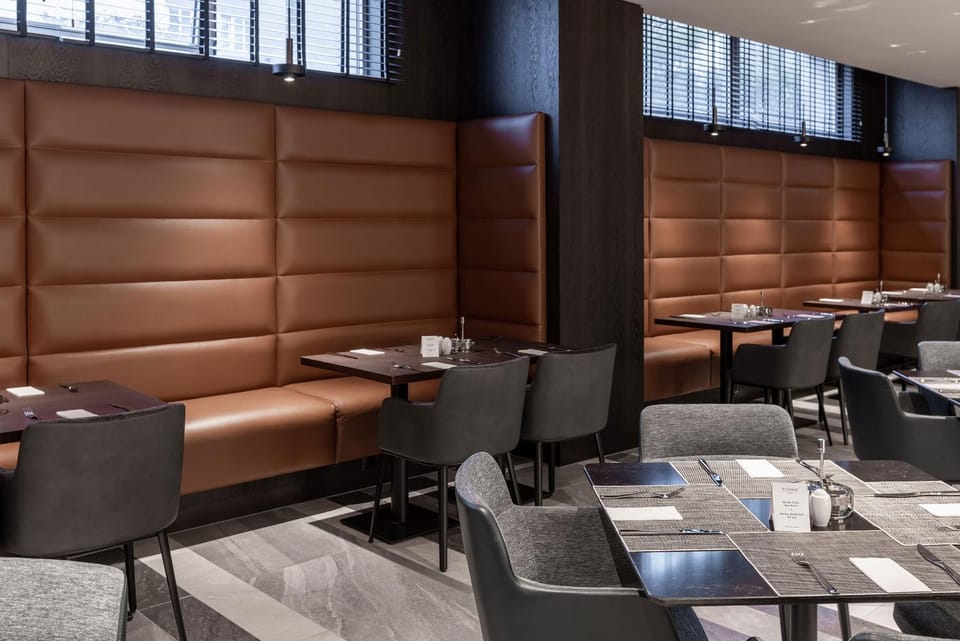 Restaurant/places to eat, Area and facilities