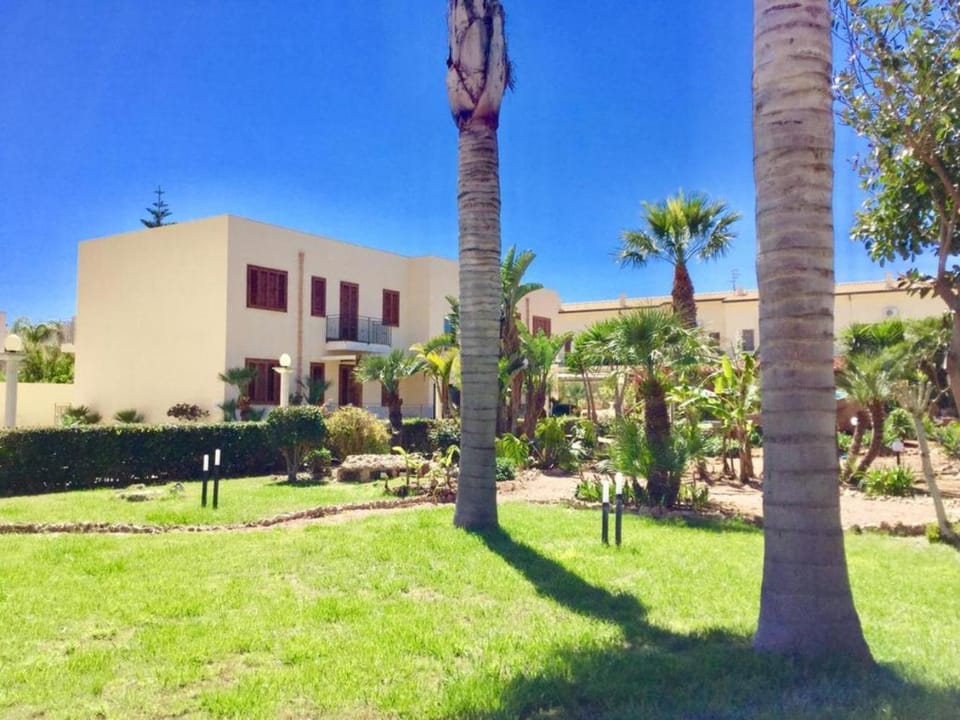 Property building, Garden