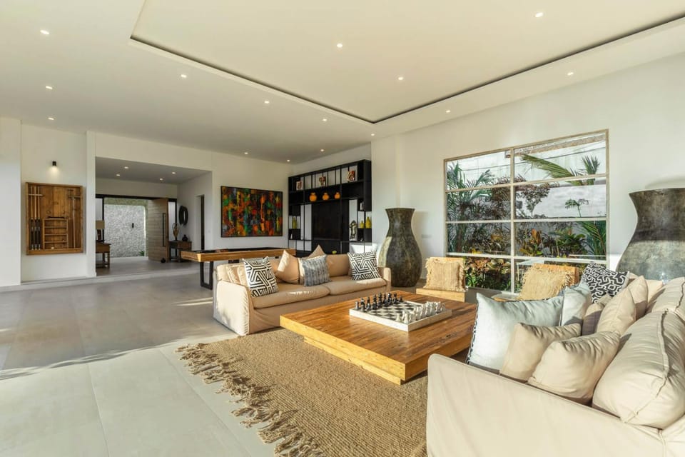 TV and multimedia, View (from property/room), Living room, Seating area