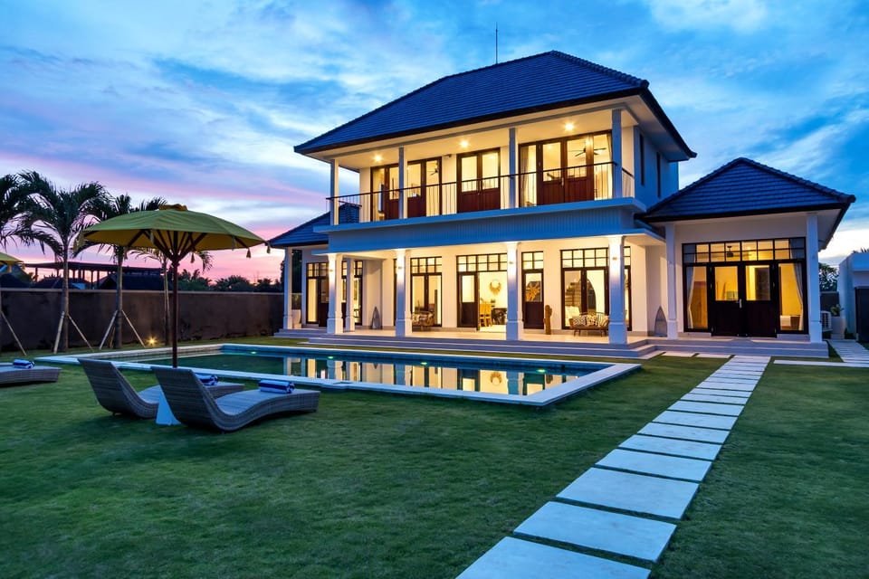 Property building, Patio, Garden, Garden view, Pool view, Swimming pool
