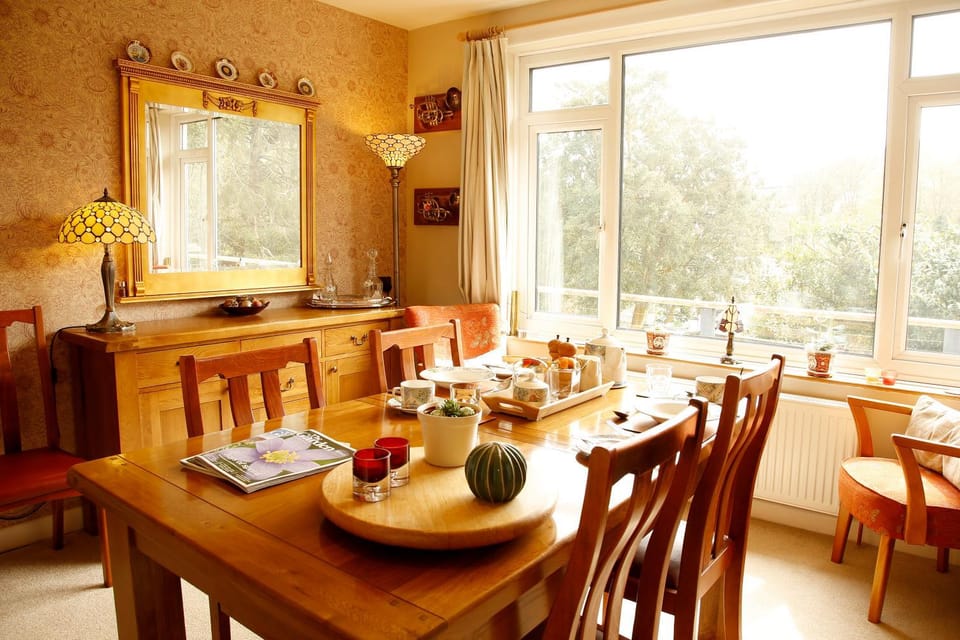 Dining area, Breakfast