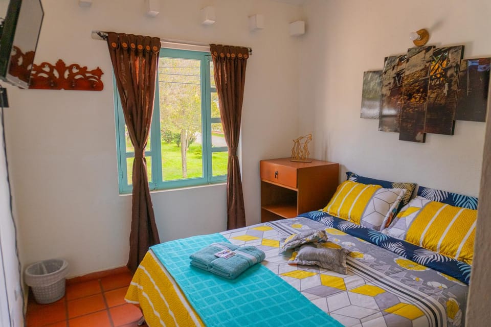 Hospedaje la Casa de Chavela centro histórico Bed and Breakfast in Cundinamarca, Colombia