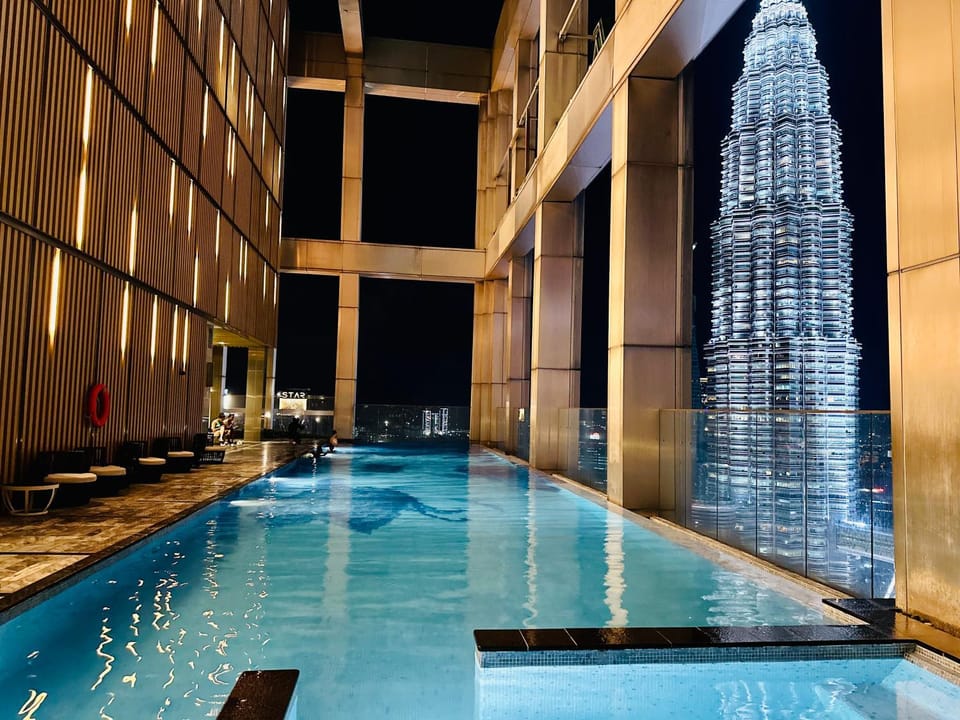 Pool view, Swimming pool