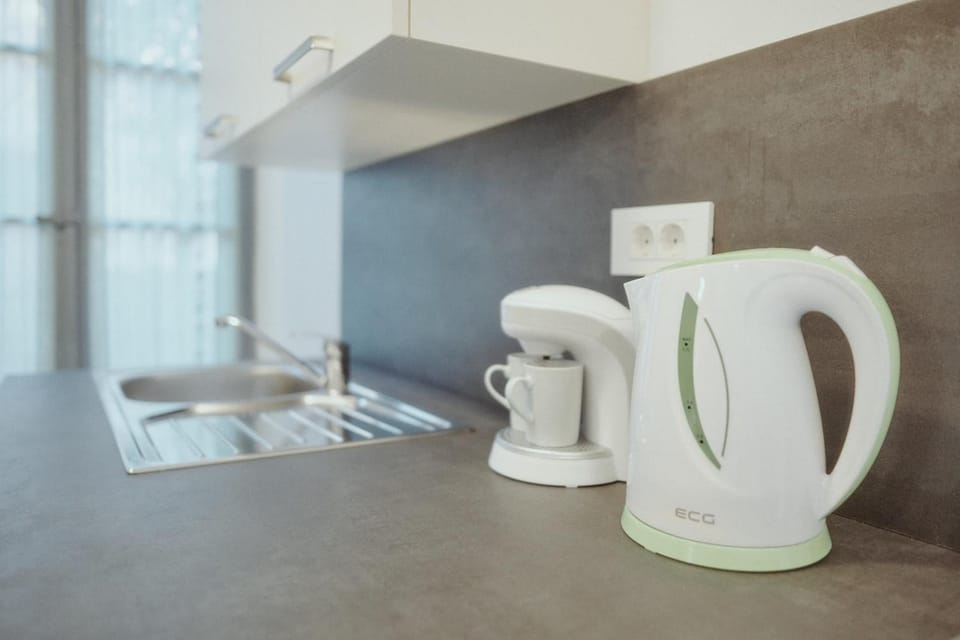 Coffee/tea facilities, Kitchen or kitchenette