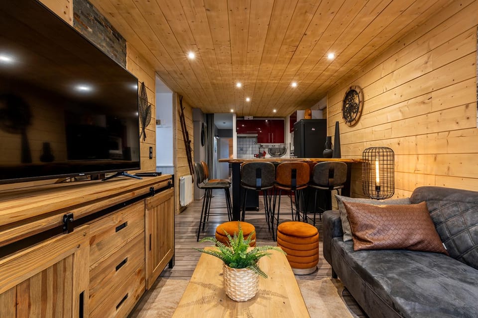 APPARTEMENT COSY 2 PLACES DE PARKING WIFI CENTRE VILLE Apartment in Cauterets