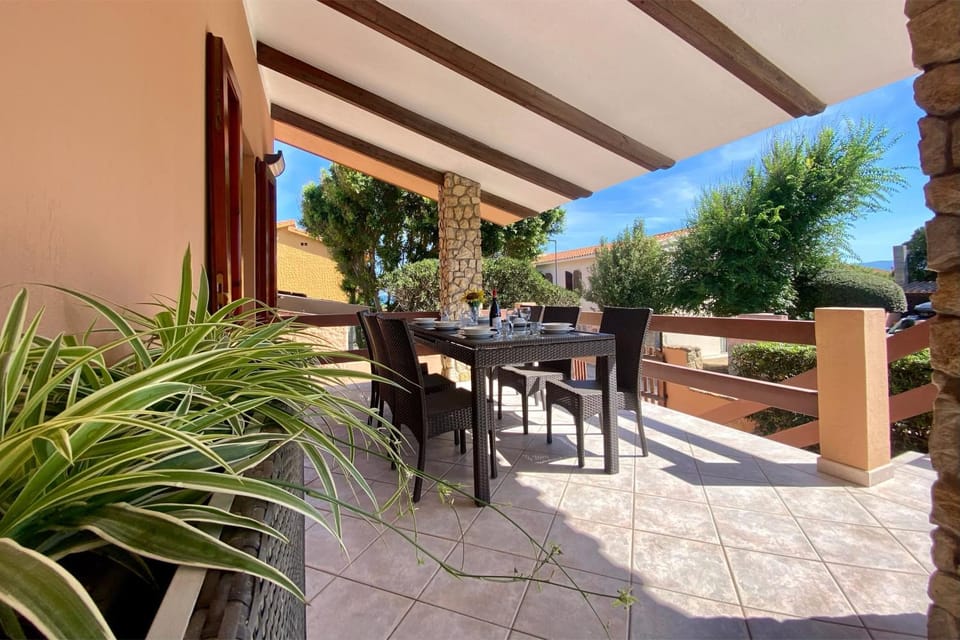 Balcony/Terrace, Dining area