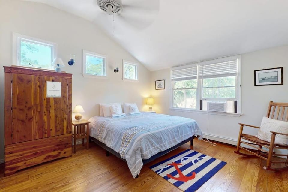 esCAPE House in North Eastham