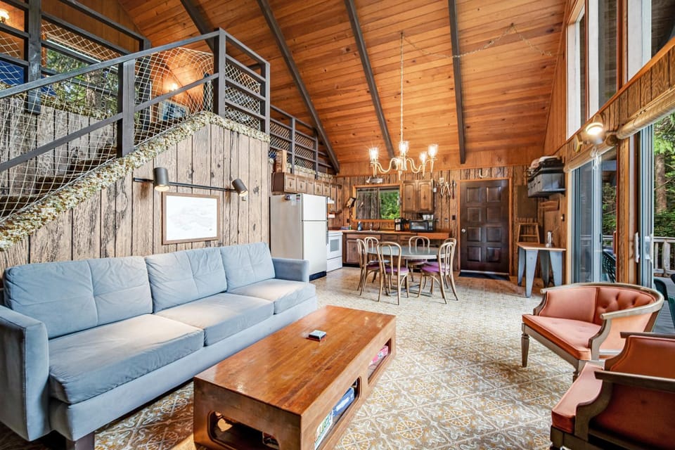 Hartstene Pointe Haven House in Puget Sound