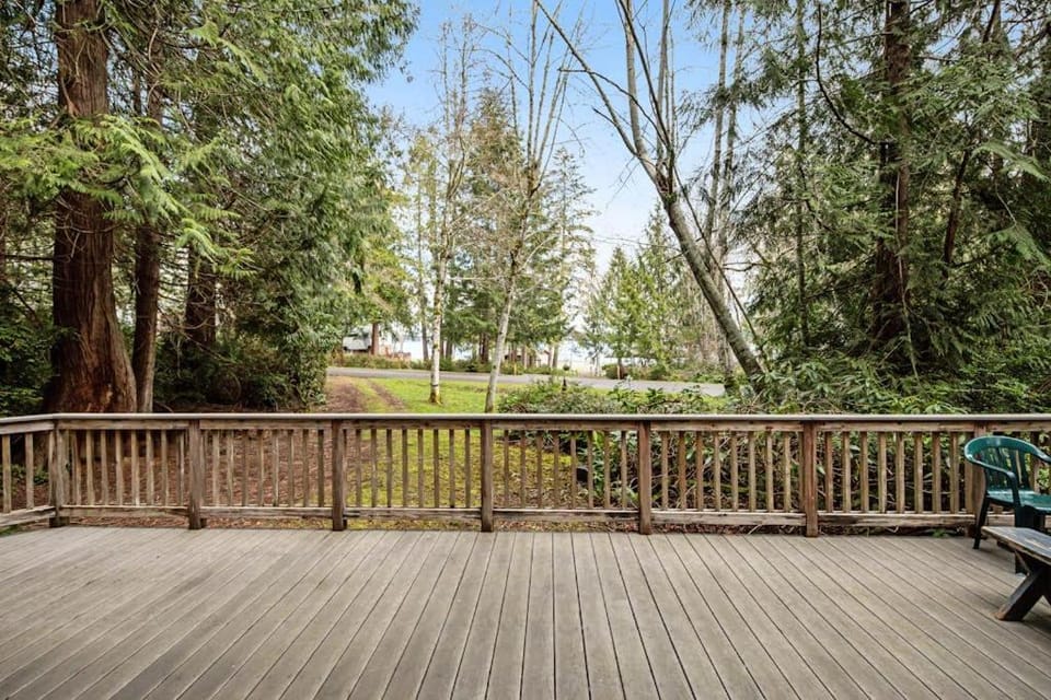 Hartstene Pointe Haven House in Puget Sound