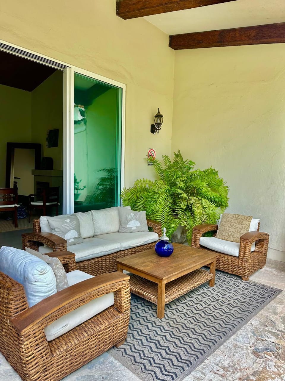 Seating area
