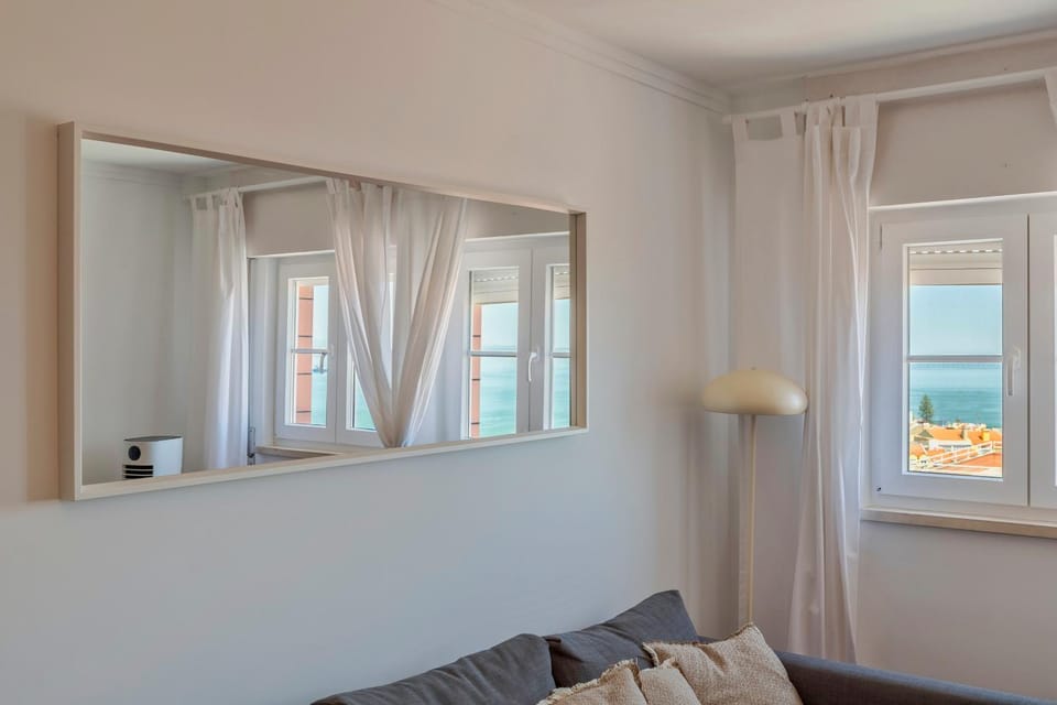 Bela Vista River View Apartment in Lisbon