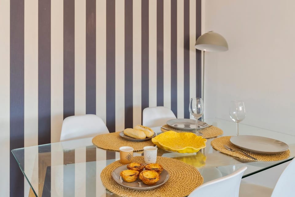 Bela Vista River View Apartment in Lisbon