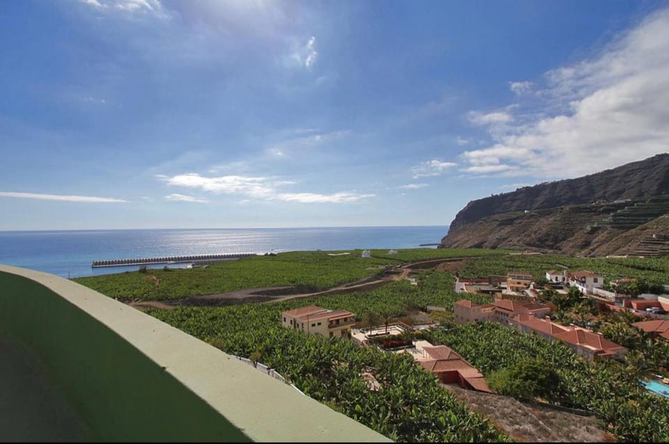Natural landscape, Mountain view, Sea view