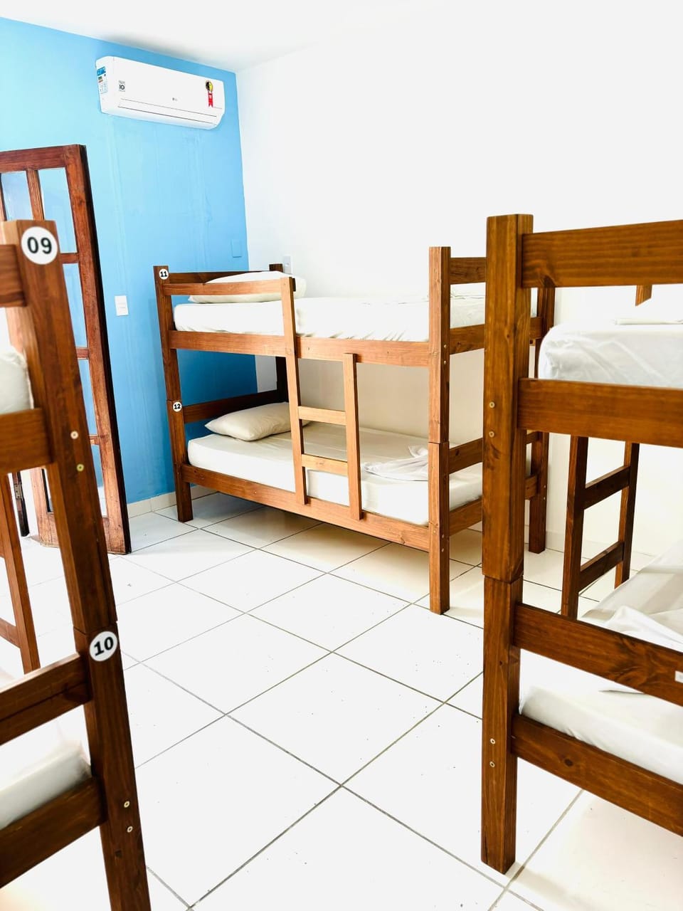 Photo of the whole room, Bedroom, bunk bed, air conditioner