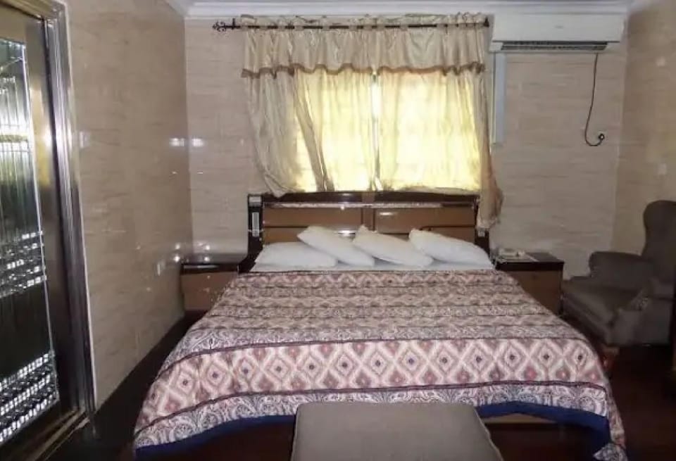 Cynergy Suites Apapa - Guest Room Bed and Breakfast in Lagos