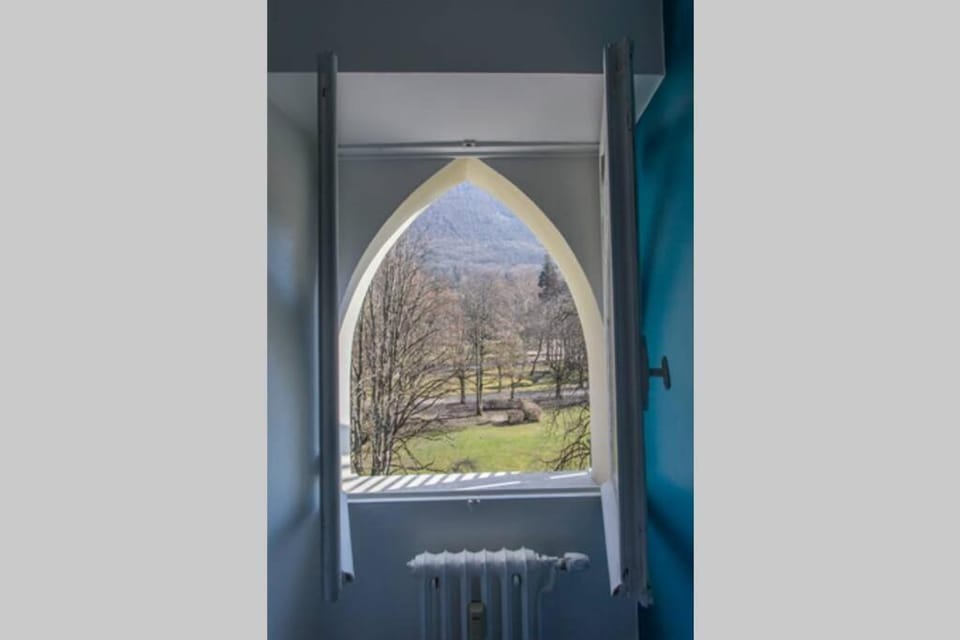 View (from property/room), Garden view, Mountain view
