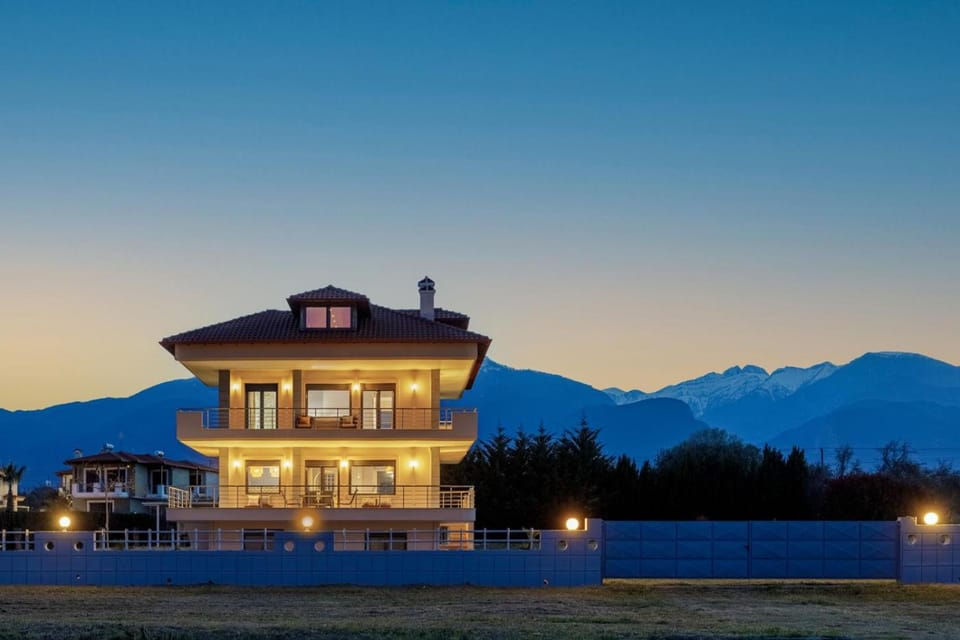 Property building, Mountain view, Mountain view