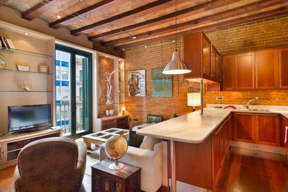 Kitchen or kitchenette, Living room, Seating area