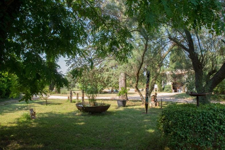 Chambres d'hôtes Les Baumes Bed and Breakfast in Uzes