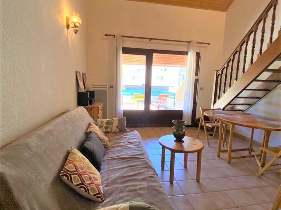 Appartement duplex pour 8 pers avec terrasse et équipements modernes à La Joue du Loup - FR-1-504-611 Apartment in Provence-Alpes-Côte d'Azur