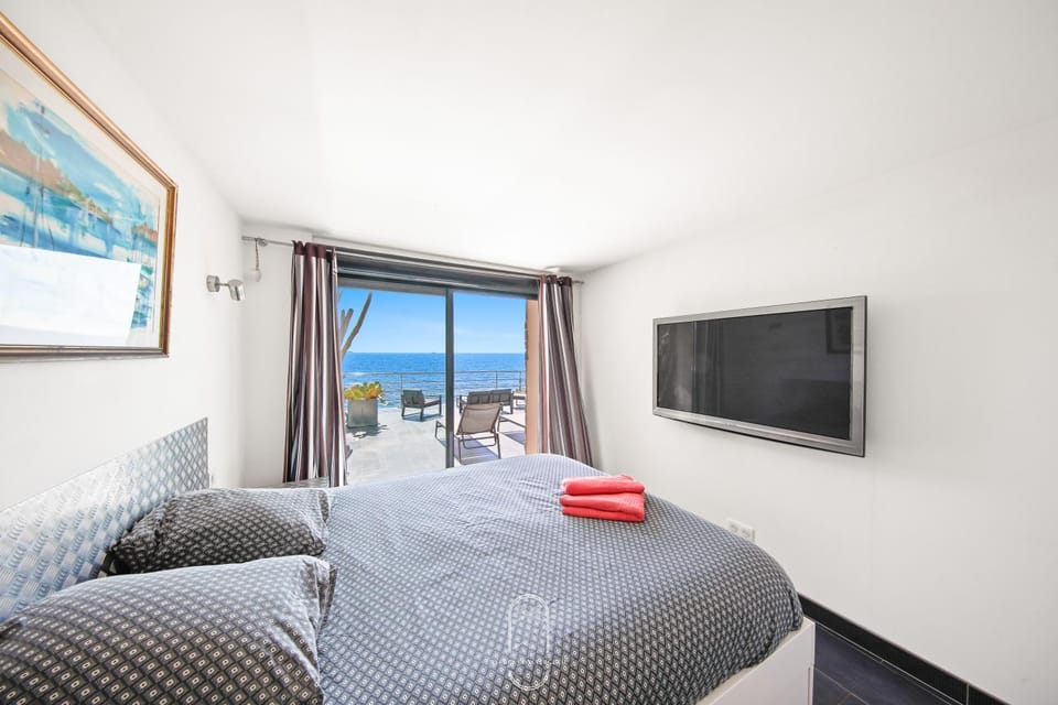 Bedroom, Sea view, internet