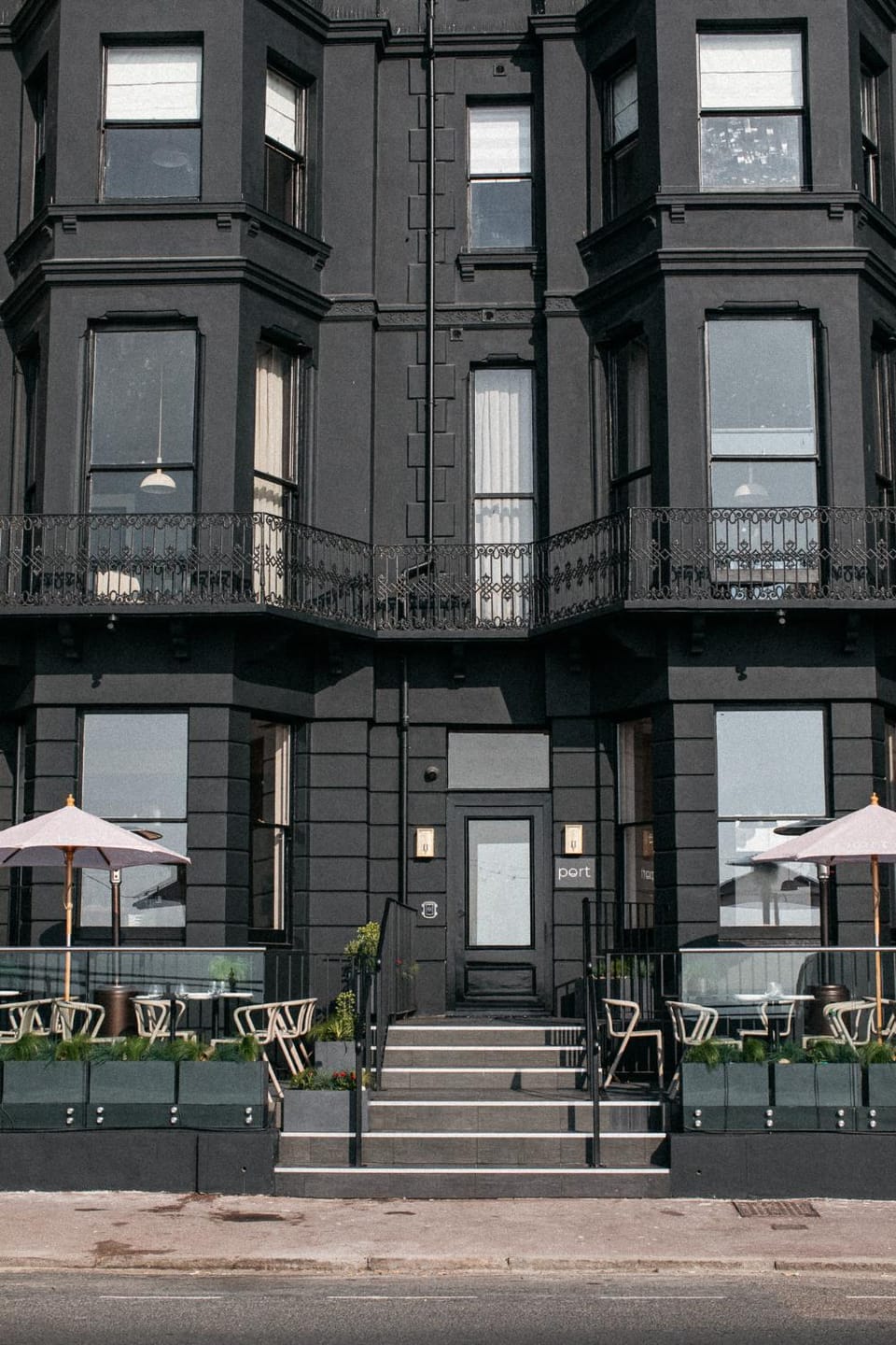 Property building, Facade/entrance
