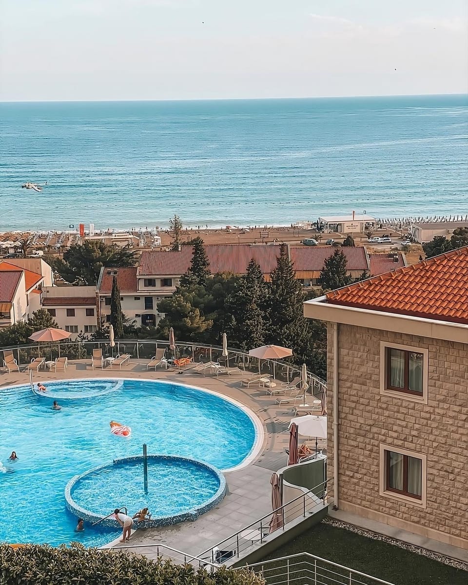 Property building, Beach, Sea view, Swimming pool