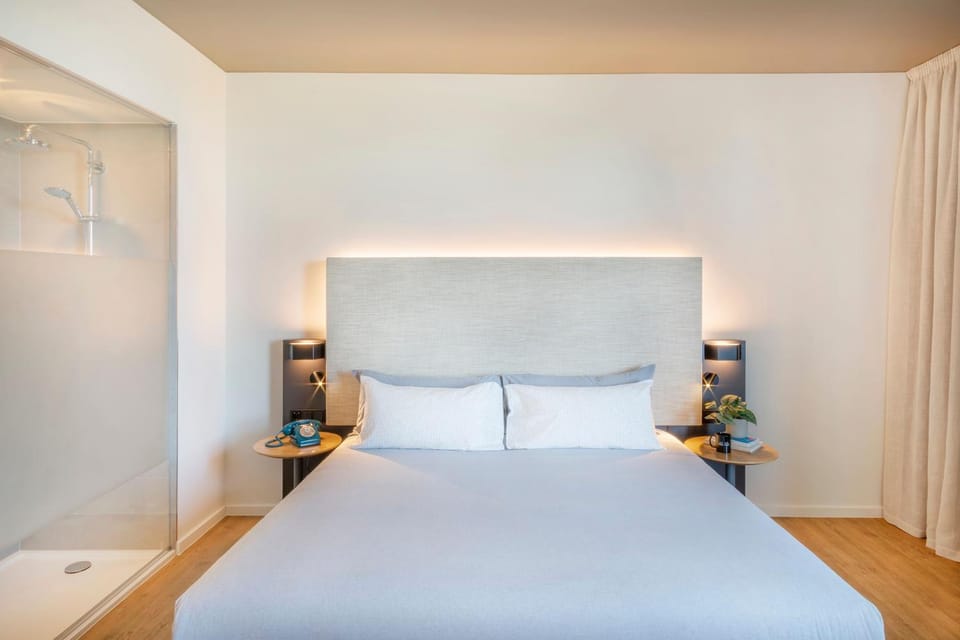 Shower, Bed, Bathroom, Bedroom