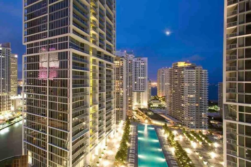 Icon Brickell -LUX 2 Bedroom with City & Bayview Apartment in Brickell