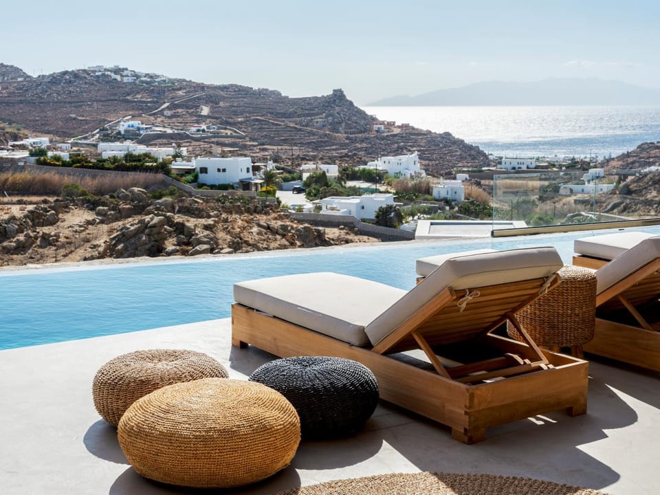 Sea view, Swimming pool