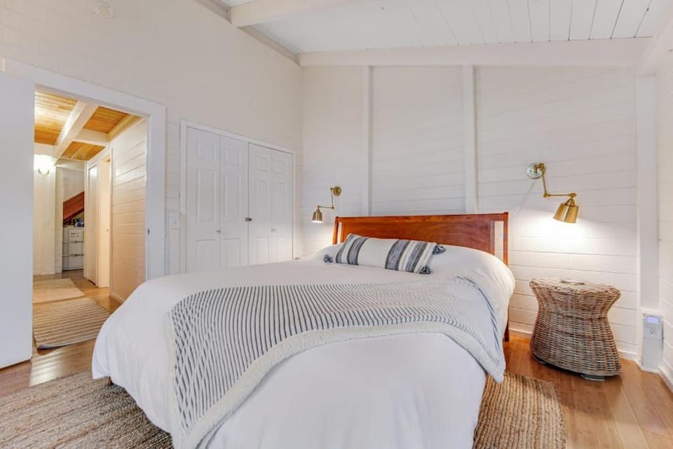 Otter's Rest House in Gualala