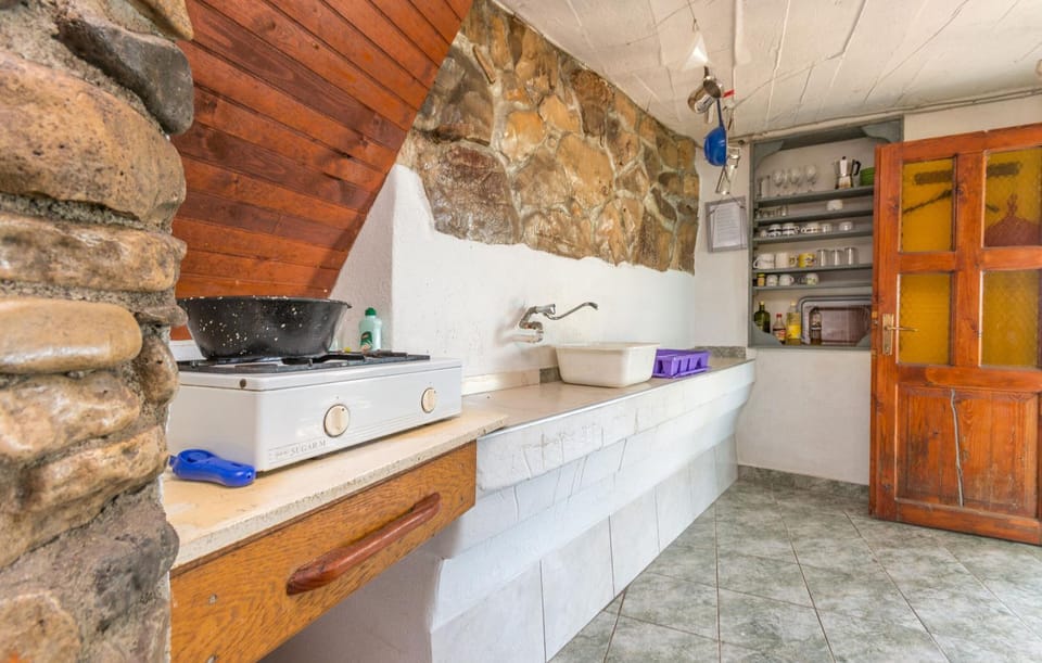 Kitchen or kitchenette, Other