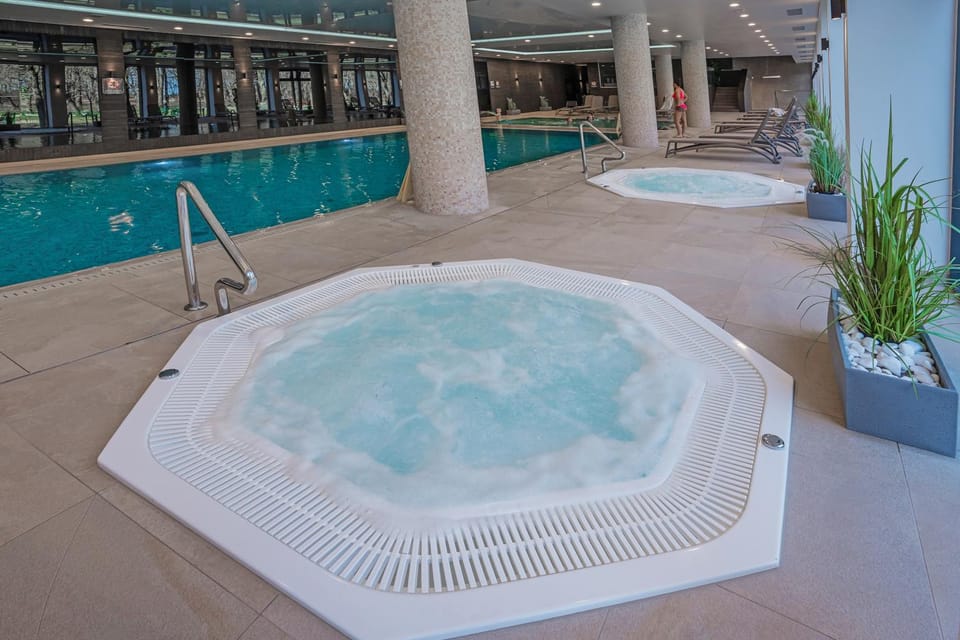 Spa and wellness centre/facilities, Pool view, Swimming pool
