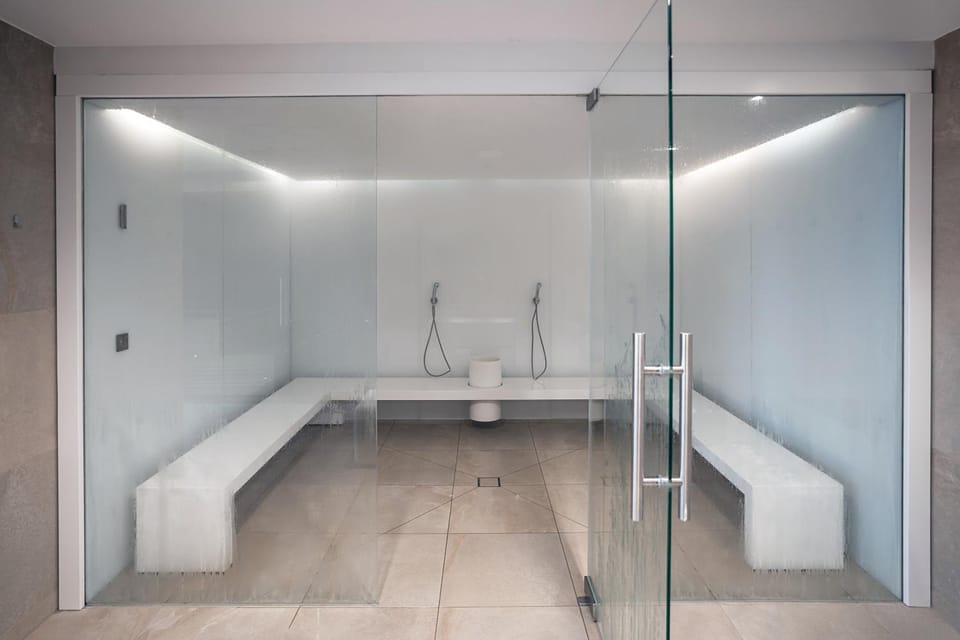 Steam room, Spa and wellness centre/facilities