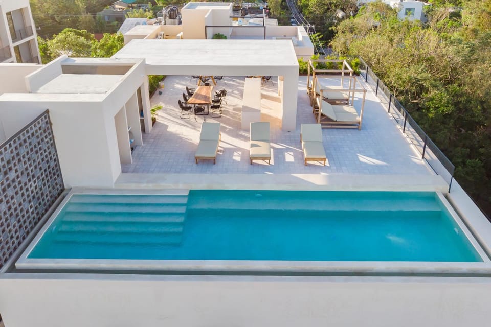 Pool view, Swimming pool