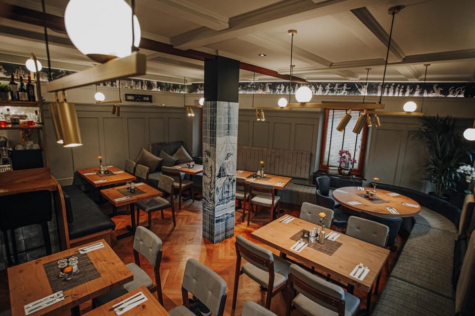 Restaurant/places to eat