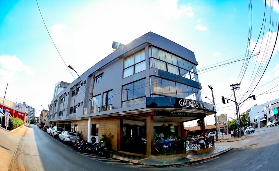Property building, Restaurant/places to eat