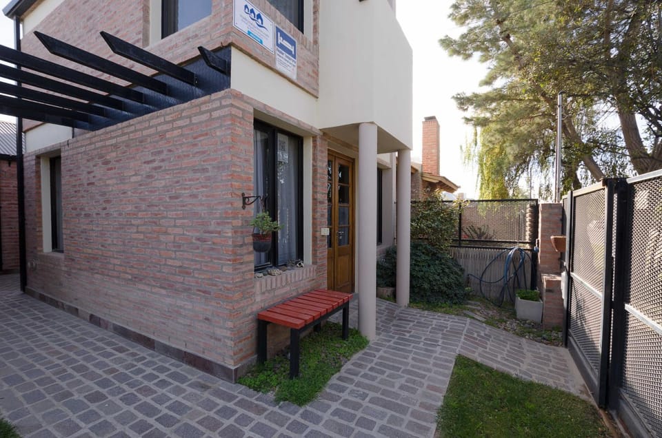 Facade/entrance, Garden view
