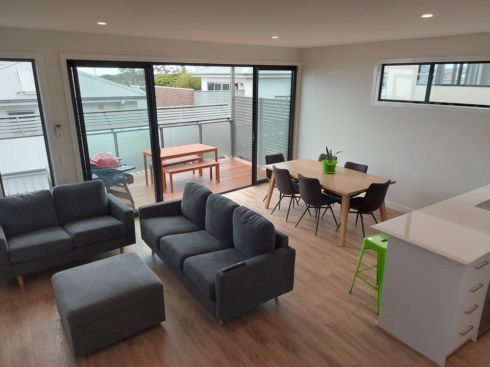 Waterline Property Portarlington House in Portarlington