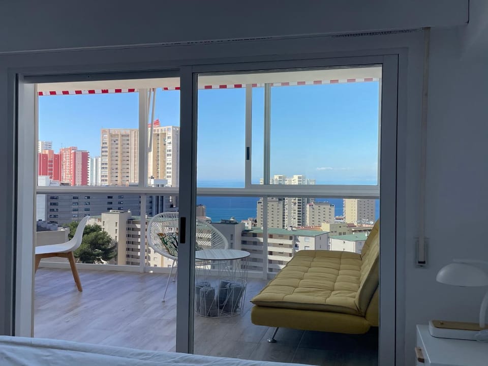 Balcony/Terrace, Sea view, Street view
