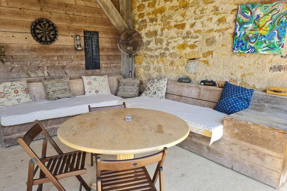 L'Armance - Magnifique Maison typique morvan avec piscine House in Bourgogne-Franche-Comté