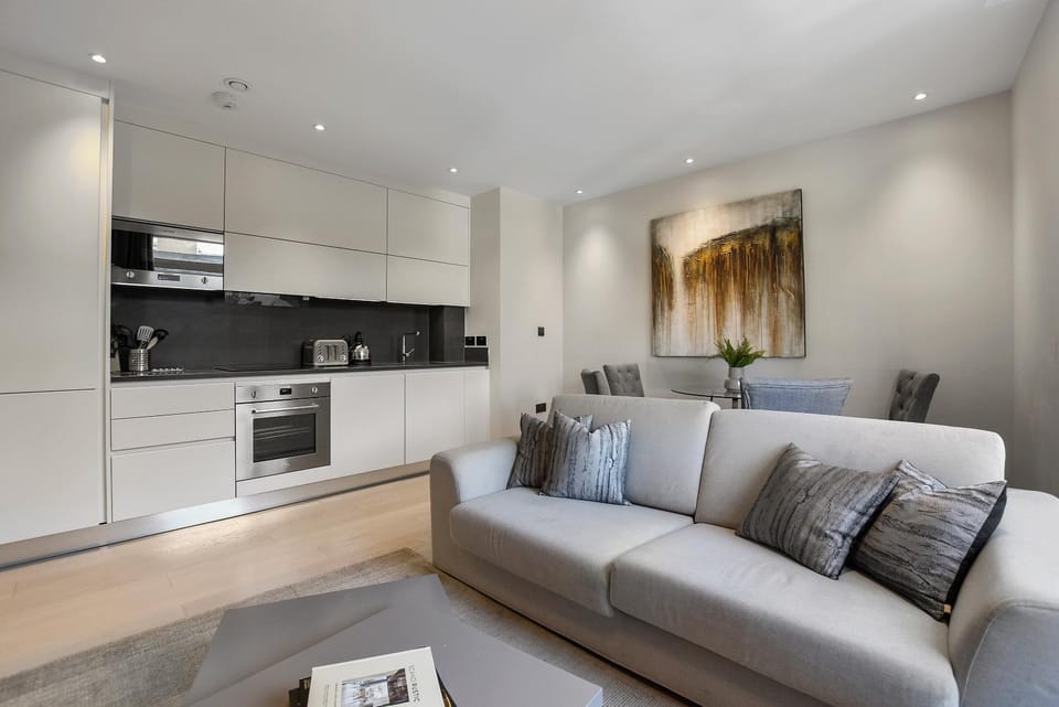 Kitchen or kitchenette, Living room, Dining area
