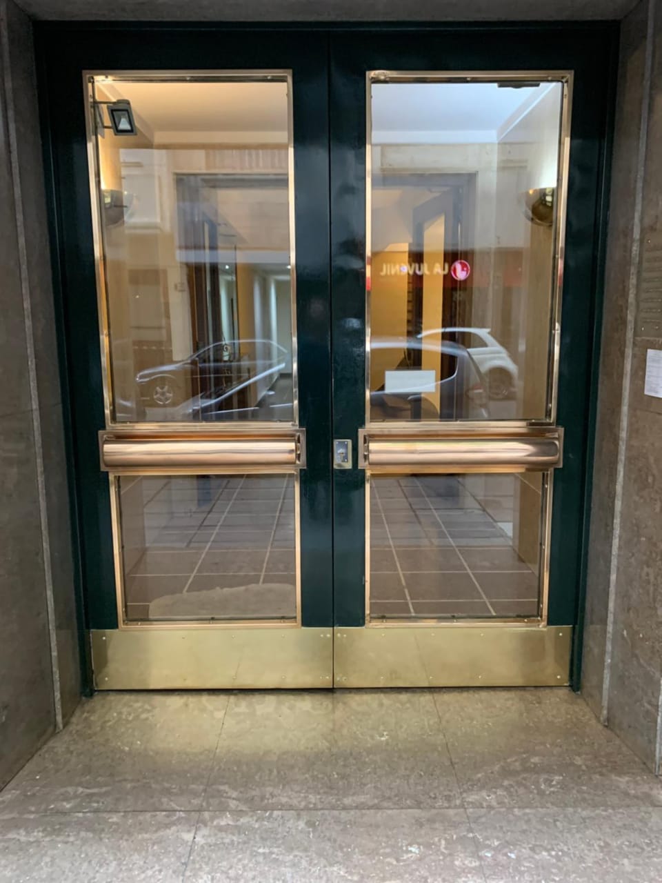 Property building, Facade/entrance