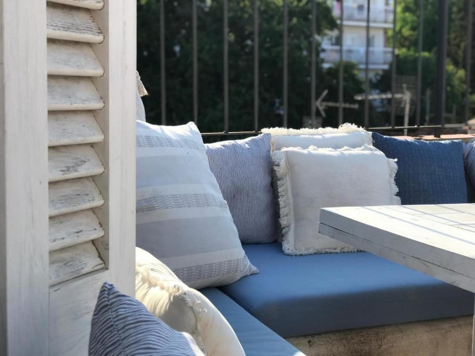 Lets Holidays Charming fisherman house with terrace Villa in Tossa de Mar